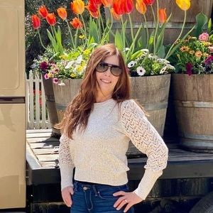 Meet your Posher, Julia